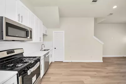 8025 Peachtree Street #B, Houston, TX 77016 - Photo 17