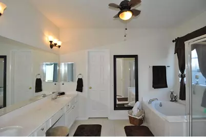 15114 Brookwood Bridge Lane, Sugar Land, TX 77498 - Photo 17