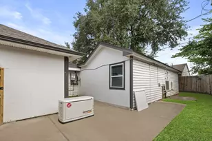 3421 Wentworth St, Houston, TX 77004 - Photo 25