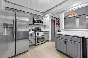 2903 Dunrich Ct, League City, TX 77573 - Photo 11