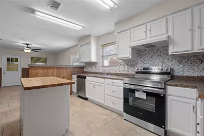 1911 Delphi Lane, Houston, TX 77067 - Photo 5