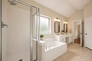 9010 Carriage Point Dr, Sugar Land, TX 77479 - Photo 7