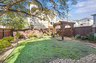 4320 Dickson, Houston, TX 77007 - Photo 17