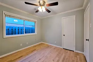 2527 Willowby Dr, Houston, TX 77008 - Photo 17