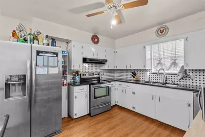 2118 22nd Avenue N, Texas City, TX 77590 - Photo 15
