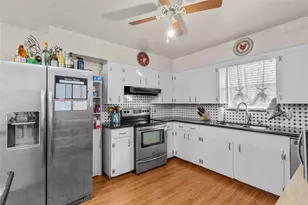 2118 22nd Ave N, Texas City, TX 77590 - Photo 15