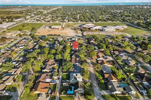 2118 22nd Ave N, Texas City, TX 77590 - Photo 3