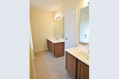 14310 Cypress Meadows Drive, Houston, TX 77047 - Photo 9