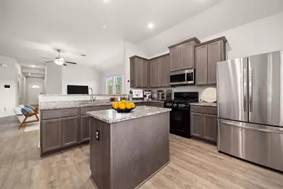 601 Burkett Street, Dayton, TX 77535 - Photo 9