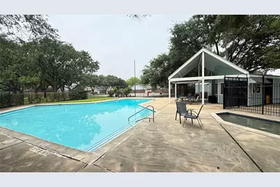 11335 Bayou Place Lane, Houston, TX 77099 - Photo 27
