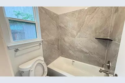 11335 Bayou Place Lane, Houston, TX 77099 - Photo 19