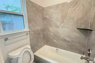 11335 Bayou Pl Ln, Houston, TX 77099 - Photo 19