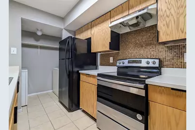 7200 T C Jester Boulevard #Bldg 43, Houston, TX 77088 - Photo 9