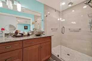 10939 Timberoak Dr, Houston, TX 77043 - Photo 9
