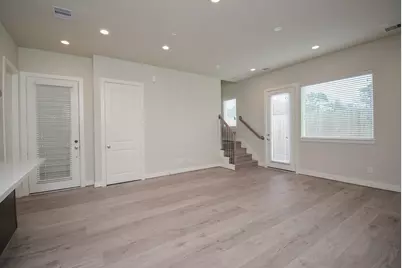 5914 Jasper Jones Way, Houston, TX 77091 - Photo 9