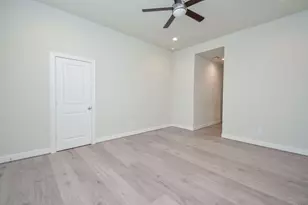 5914 Jasper Jones Wy, Houston, TX 77091 - Photo 15