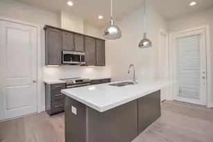 5914 Jasper Jones Wy, Houston, TX 77091 - Photo 5