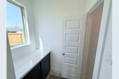 2237 Sonder Shore Drive, Katy, TX 77493 - Photo 9