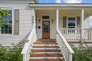 4027 Ursuline St, Galveston, TX 77550 - Photo 5