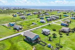 4018 3rd St, Galveston, TX 77554 - Photo 41
