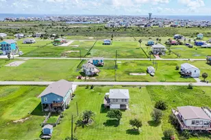 4018 3rd St, Galveston, TX 77554 - Photo 43