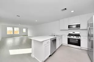 29643 Knollwood Bay Rd, Waller, TX 77484 - Photo 5