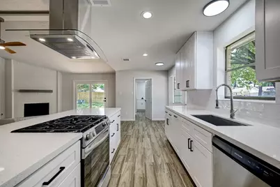 9723 Galston Lane, Spring, TX 77379 - Photo 7