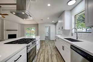 9723 Galston Ln, Spring, TX 77379 - Photo 7