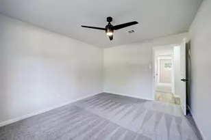 9723 Galston Ln, Spring, TX 77379 - Photo 19
