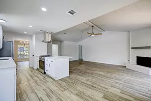 9723 Galston Ln, Spring, TX 77379 - Photo 11