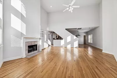 9710 Riddlewood Lane, Houston, TX 77025 - Photo 9