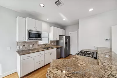 9710 Riddlewood Lane, Houston, TX 77025 - Photo 13