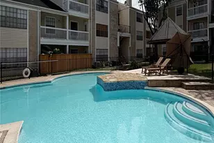 2750 Holly Hall St, Houston, TX 77054 - Photo 3