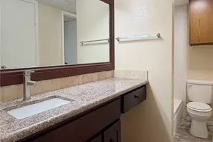 2750 Holly Hall St, Houston, TX 77054 - Photo 11