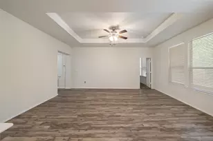 2055 Lost Timbers Dr, Conroe, TX 77304 - Photo 17