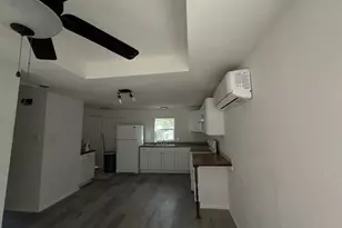 109 McPhail St, Tomball, TX 77375 - Photo 5