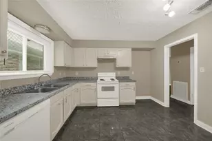 14215 Barrone Dr, Cypress, TX 77429 - Photo 5