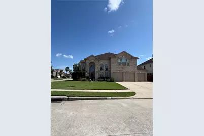 2107 N Silverthorn, League City, TX 77565 - Photo 1