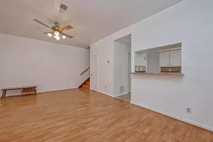 8299 Cambridge St, Houston, TX 77054 - Photo 9
