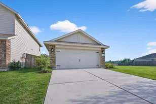 2450 Ridge Oak Dr, Conroe, TX 77301 - Photo 23