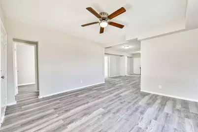 424 S Broadway Street, La Porte, TX 77571 - Photo 5