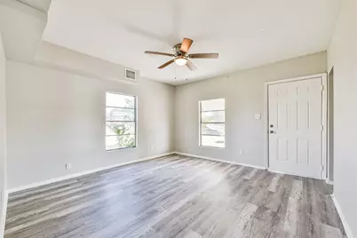 424 S Broadway Street, La Porte, TX 77571 - Photo 3