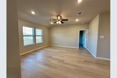 1722 San Jacinto Dr, Brenham, TX 77833 - Photo 3