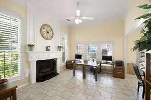 2315 Shelby Park Dr, Katy, TX 77450 - Photo 9