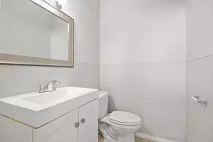 2729 Jones St, Houston, TX 77026 - Photo 9