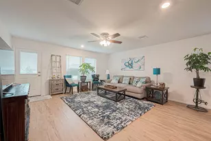 724 Cedar Gate Ln, La Marque, TX 77568 - Photo 11