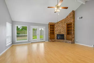 14930 Aspen Hills Drive, Houston, TX 77062 - Photo 5