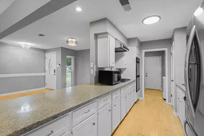14930 Aspen Hills Drive, Houston, TX 77062 - Photo 9