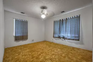 2030 Marnel Rd, Houston, TX 77055 - Photo 9