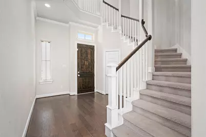 927 S Lacey Garden Loop, Houston, TX 77018 - Photo 9